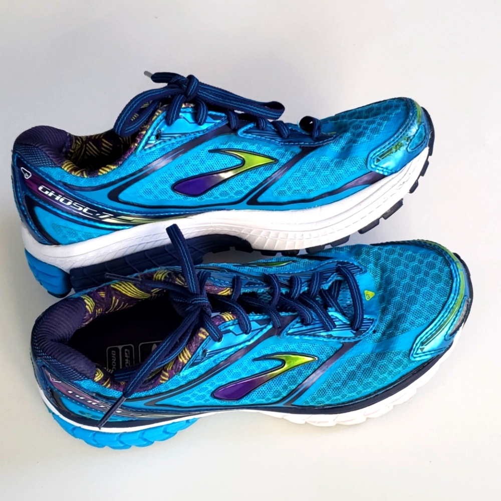 Brooks shoes